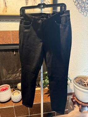 White House Black Market Black Ankle-Length Stretch Jeans